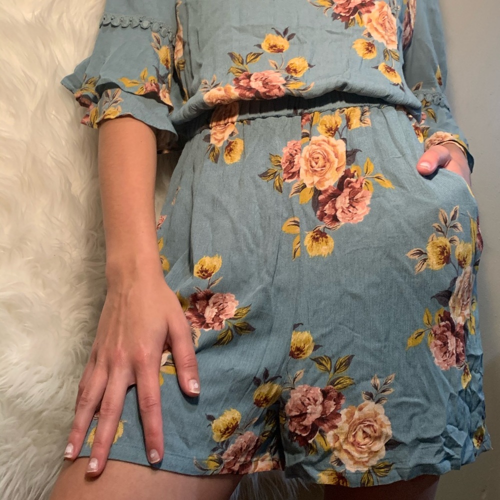 TARGET ROMPER!! - Picture 2 of 2